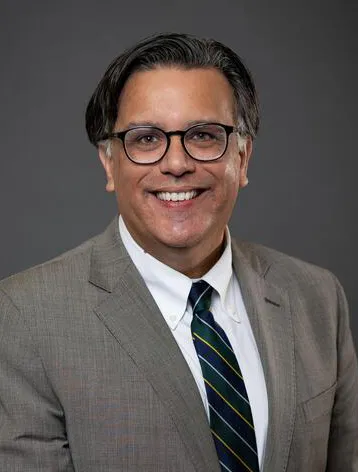 Portrait of Councilman Luis Viera
